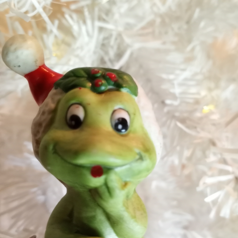 1970s Vintage Lefton Frog Santa Figurine - Picture 2 of 8
